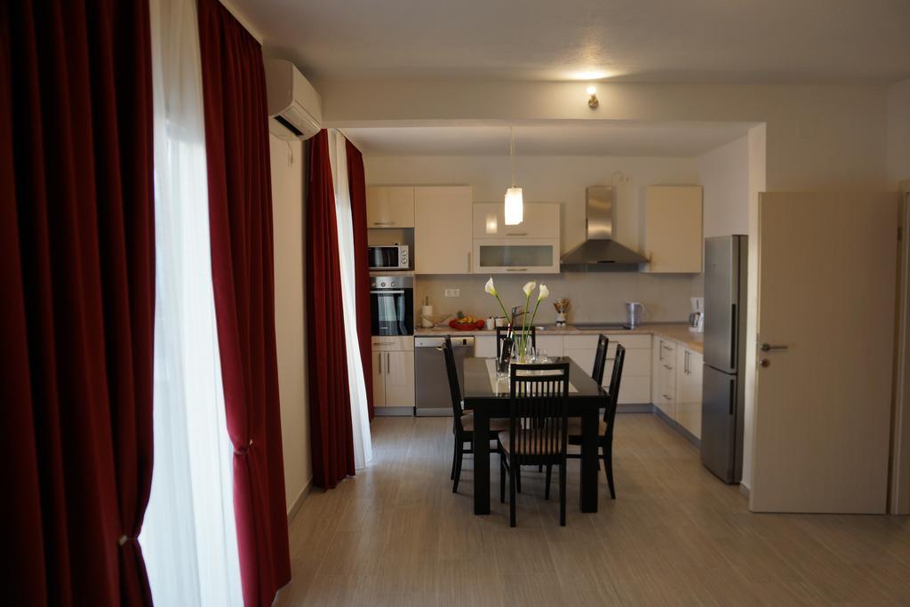 Apartments Kadulja Τρογκίρ Δωμάτιο φωτογραφία